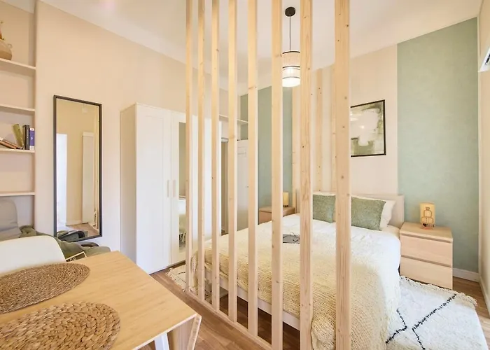 Apartament Modern In Alameda *